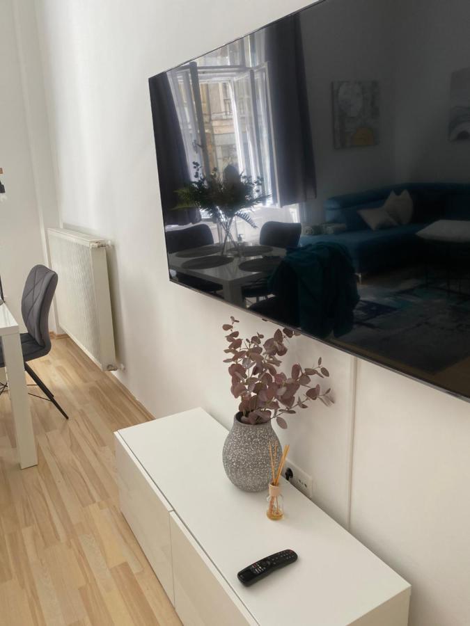 Blue Danube Apartment Downtown With Free Parking Будапеща Екстериор снимка